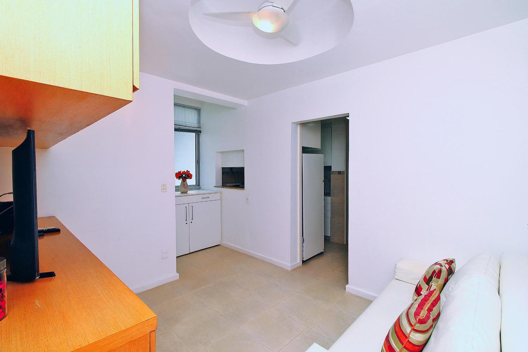 Quarto&sala A 150m Da | U052 Apartment