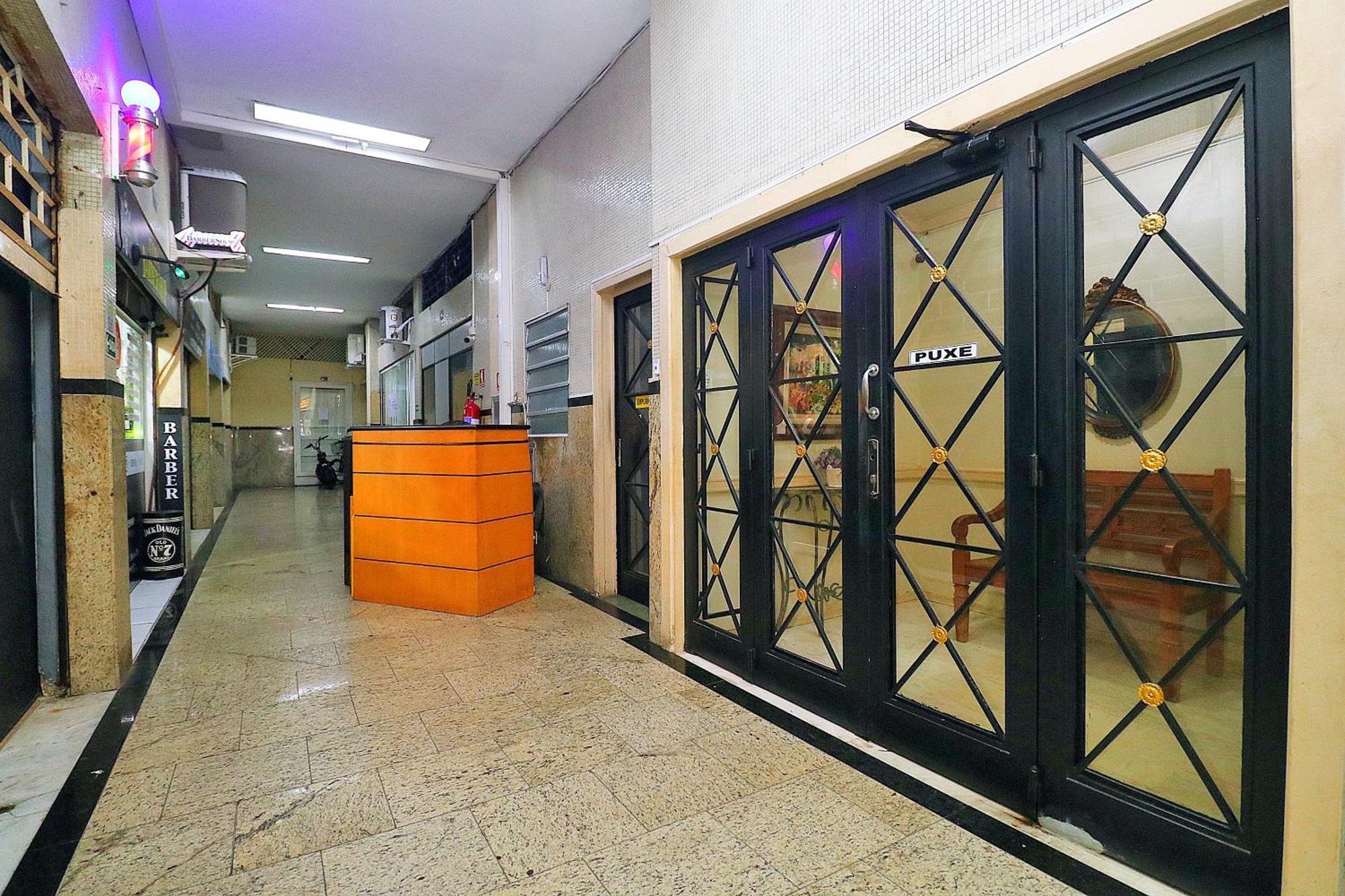 Quarto&sala A 150m Da | U052 Apartment